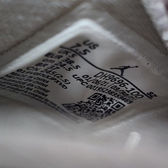 Air Jordan 6 Retro WMNS HOOPS DH9696-100 Size 7.5w WORN - Picture 8 of 8